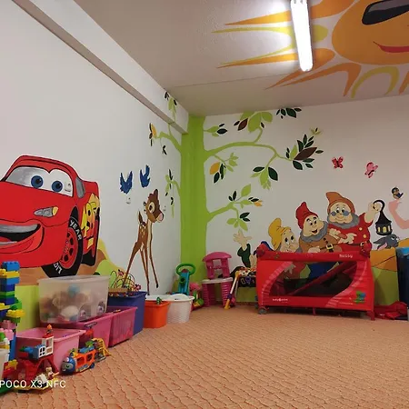 Laria Apartment