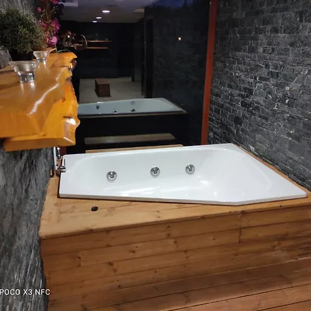 Apartment Laria *