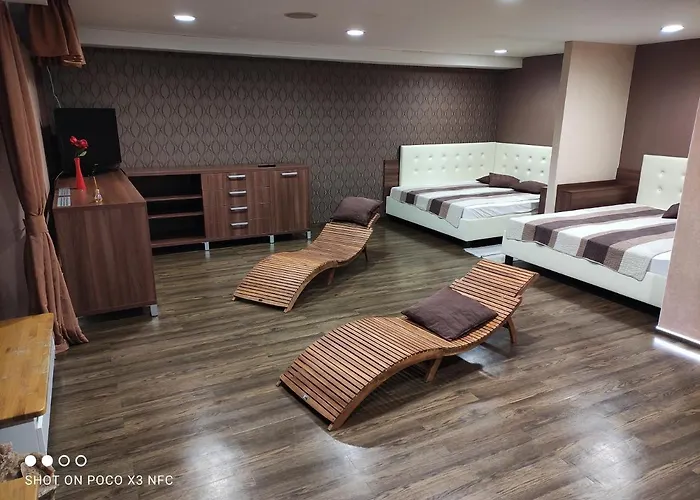 Laria Vel'ka Lomnica